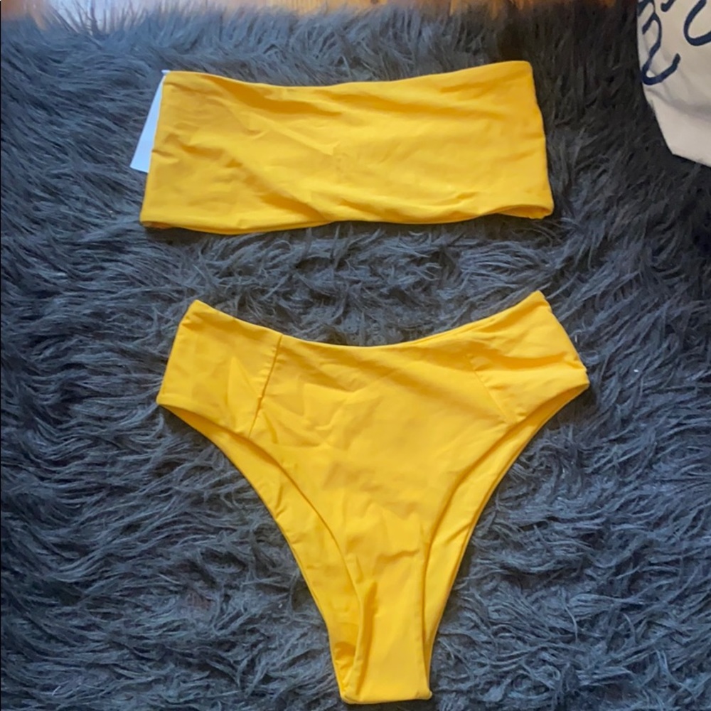 Yellow highwasted strapless bikini
